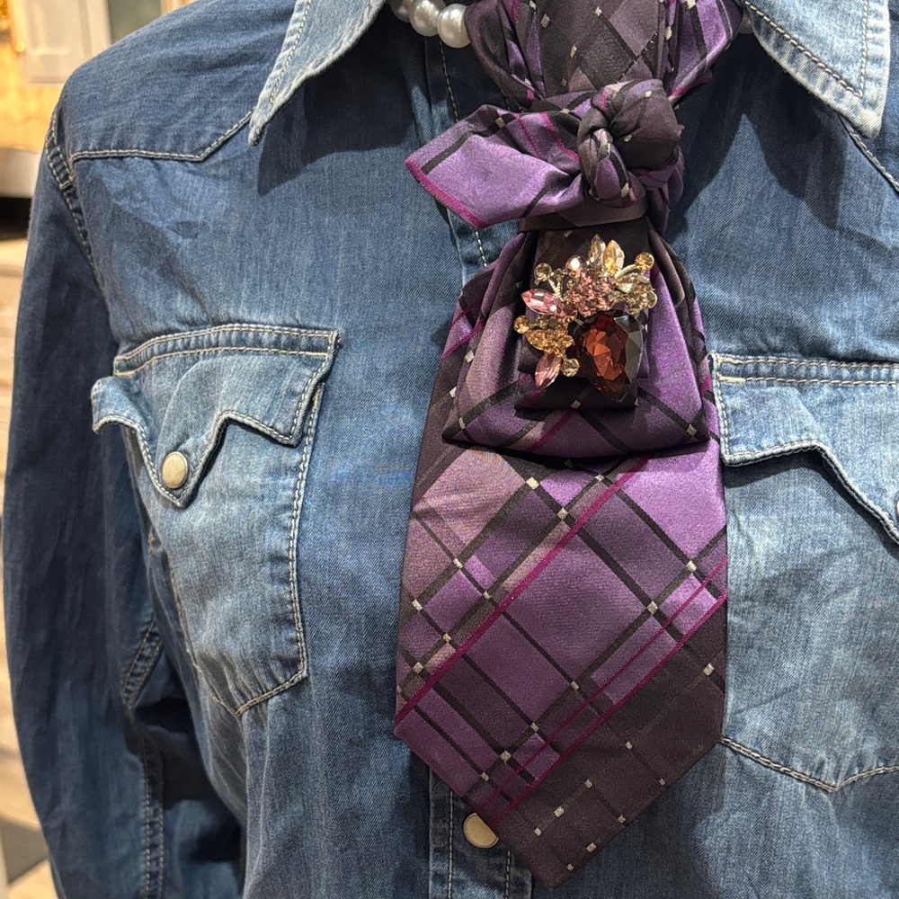 Women’s Tie